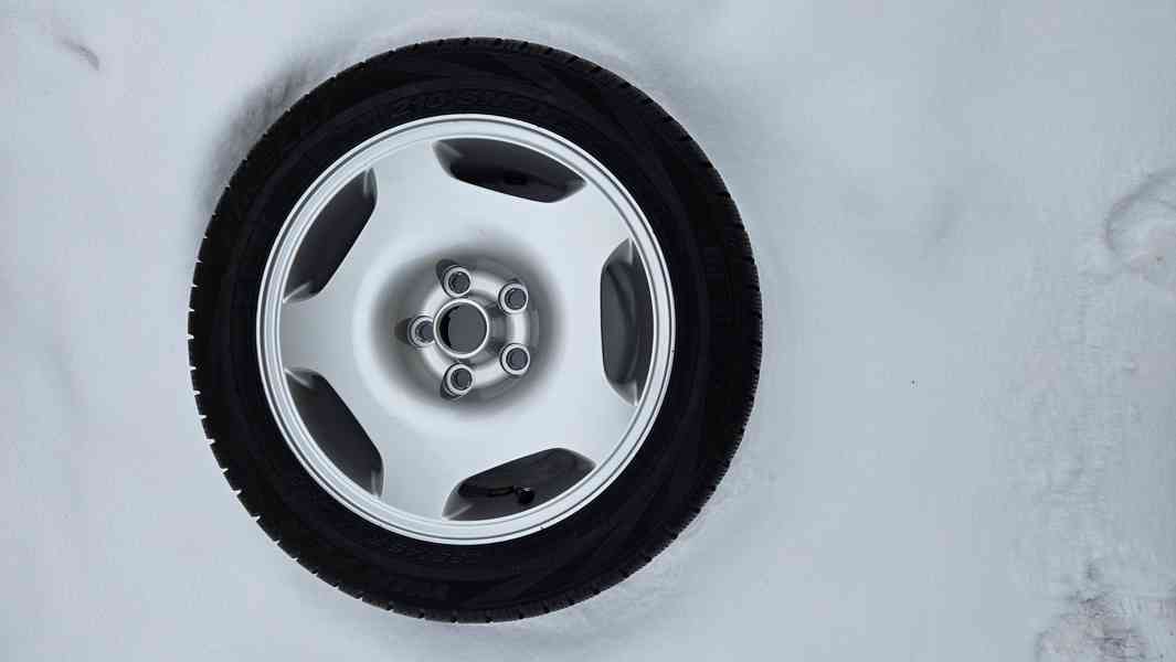 ALU kola 17" Jaguar veterán retro – 5×120, Pirelli XJ, XJS p - foto 7