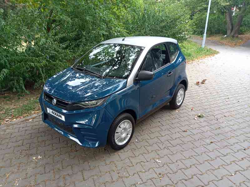 Aixam CITY, Pack Ambition Smaragd - auto od 15 let - foto 10