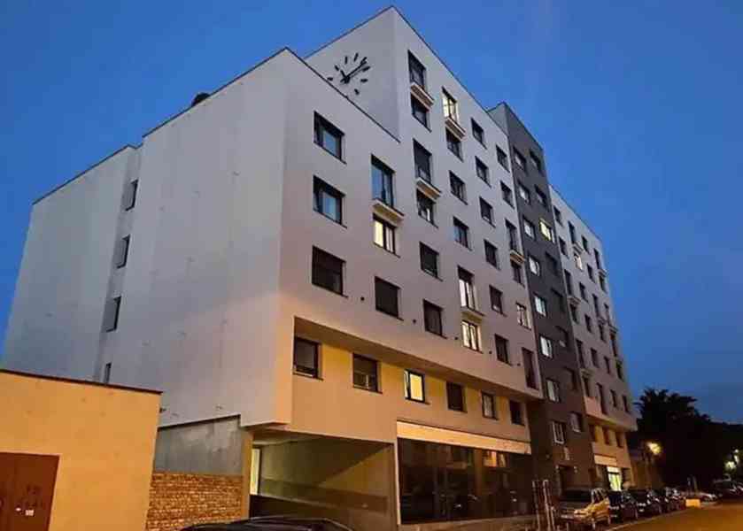 Být v Praze ( Vršovice) - foto 6
