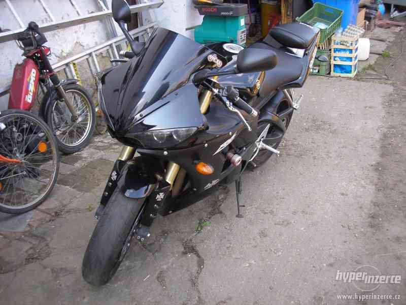 Yamaha YZF-R6 - foto 1