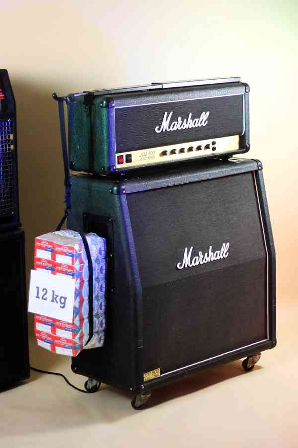 CHONO Guitarhanger -nástrojový věšák umístitelný n aparaturu - foto 4