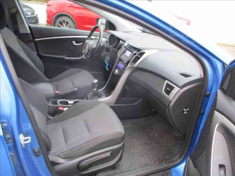 Hyundai i30 1,6 GDI DIGI.KLIMA - foto 11