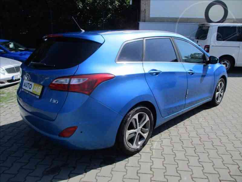 Hyundai i30 1,6 GDI DIGI.KLIMA - foto 4