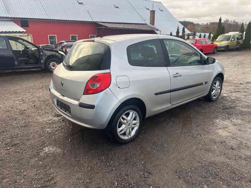 Renault Clio III 1,2 55KW D47D7 r.2007 prodám díly - foto 3