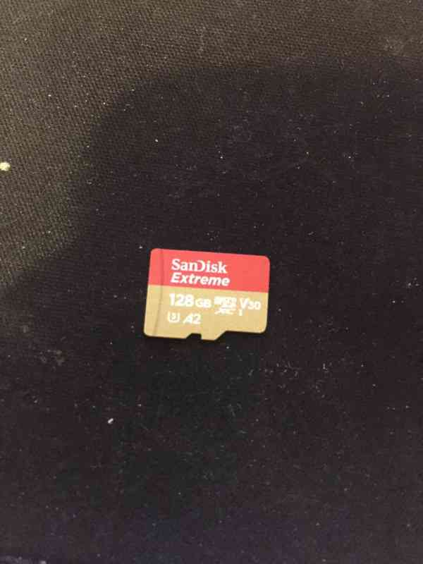 MicroSD XC karta 128GB V30 - bazar - Hyperinzerce.cz