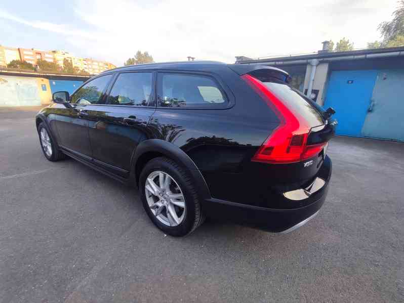 Volvo V90 2.0 D4 Cross Country,ČR,odpočet DPH - foto 4