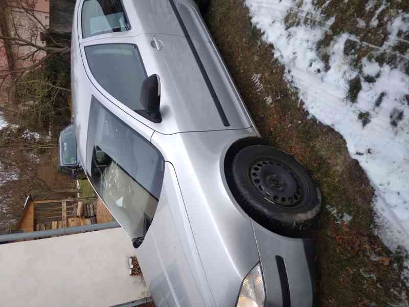 Škoda Octavia  1.4 Mpi 59 Kw - foto 5