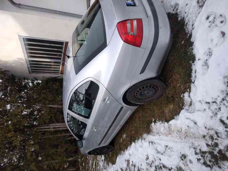 Škoda Octavia  1.4 Mpi 59 Kw - foto 3