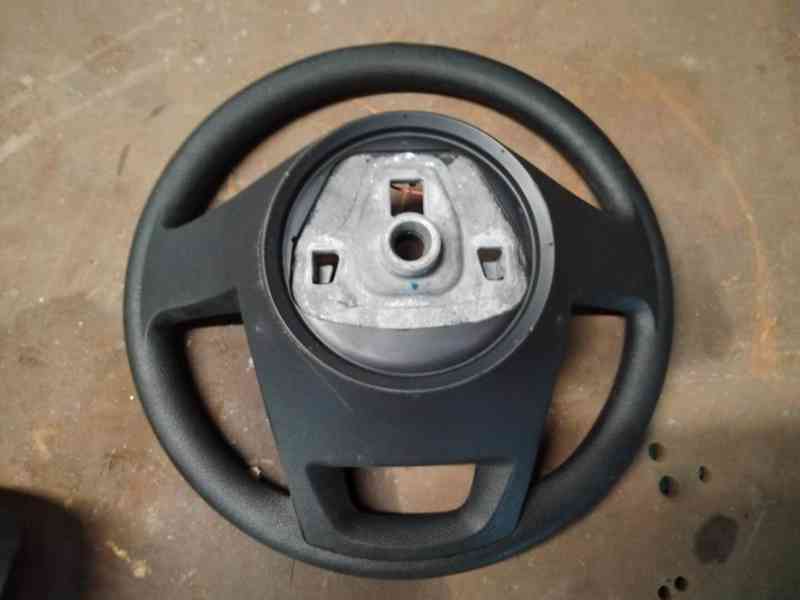 Prodám volant a airbag z vozidel Iveco Daily - foto 12