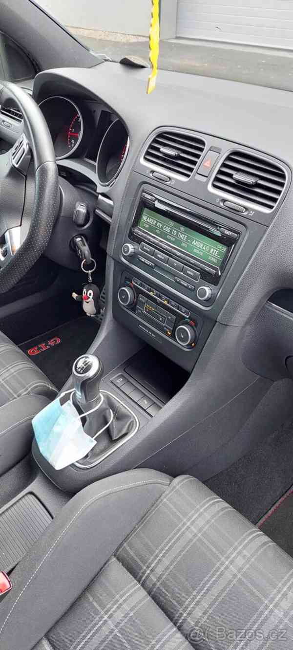 Volkswagen Golf 2.0 gtd	 - foto 8