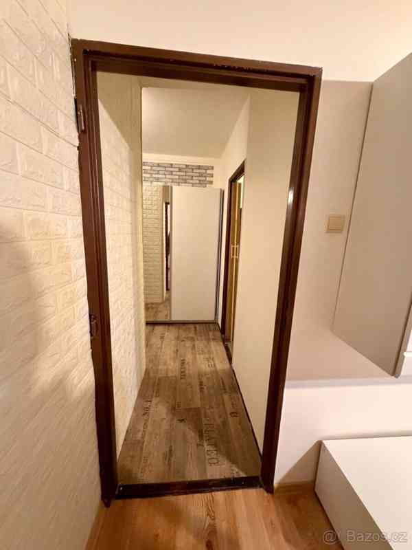 Pronájem bytu 2+kk v ulici Višňová - foto 5