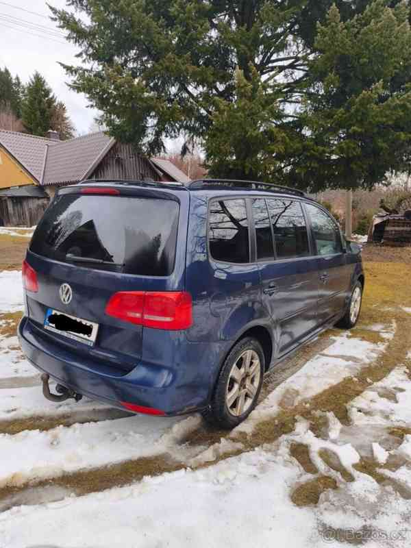 Volkswagen Tiguan 2,0 - foto 4