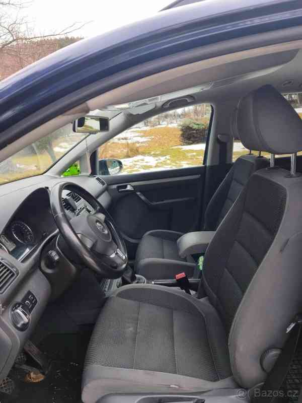 Volkswagen Tiguan 2,0 - foto 3