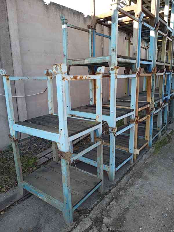 stohovatelné palety - foto 1