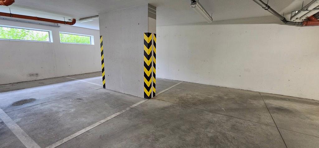 PRODEJ GARÁŽOVÉHO STÁNÍ  NA ULICI ŘÍČANSKÁ, BRNO-BYSTRC - foto 10