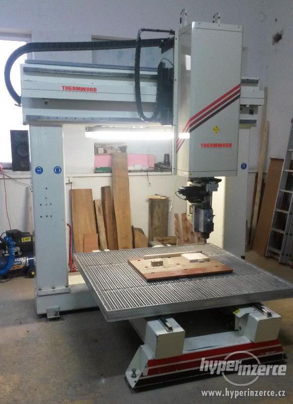 CNC frézka Thermwood C67 pětiosá r.v.2000 - foto 2