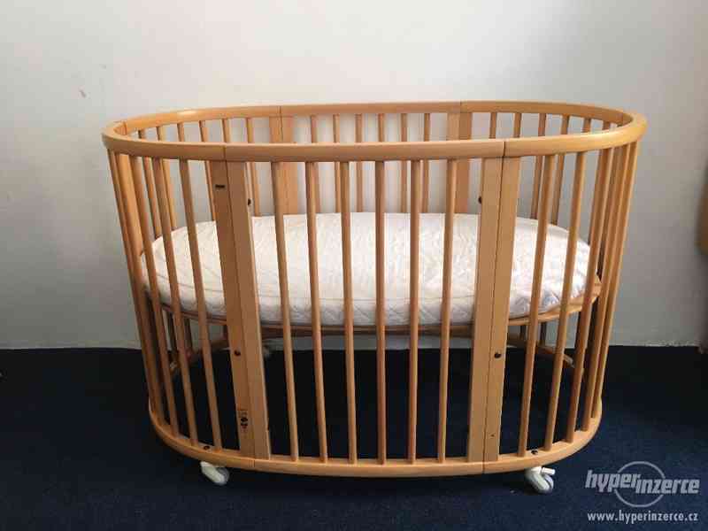 STOKKE Sleepi dětská postýlka - foto 1