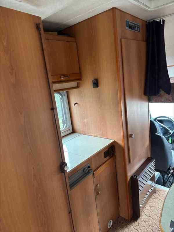 Ford Transit 2,5   obytný vůz - foto 5