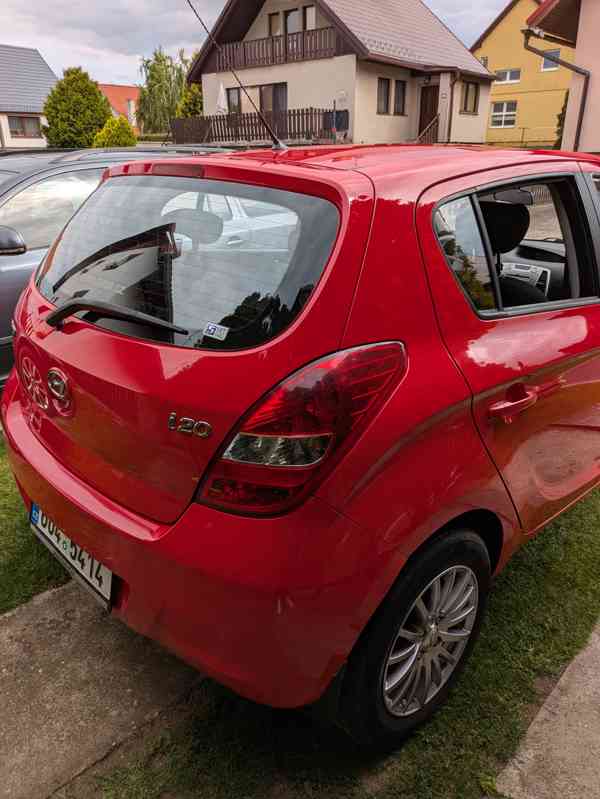 Hyundai i20  - foto 4