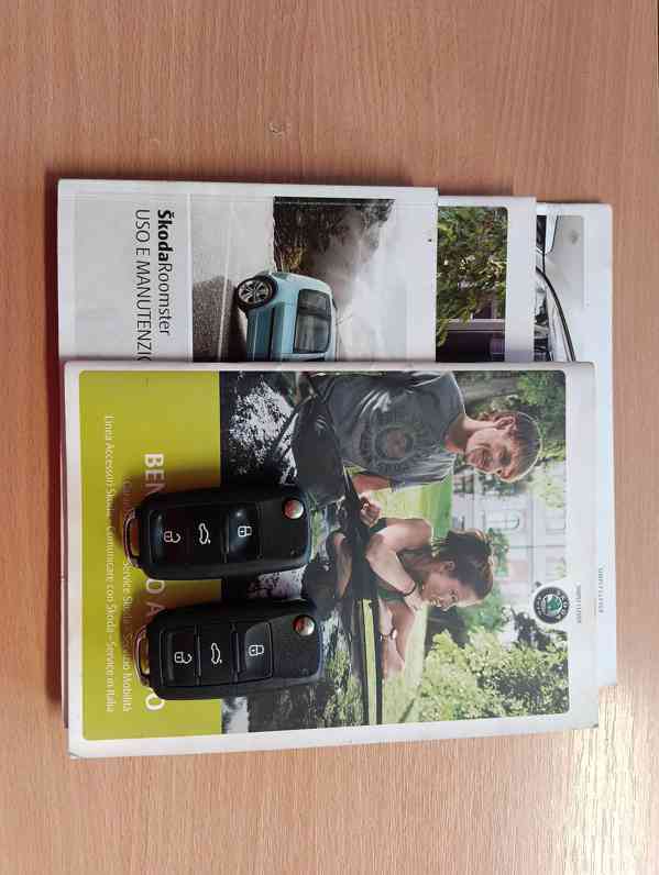 Škoda Roomster 1.6 TDi Tažné/1MAJ/Panorama - foto 29