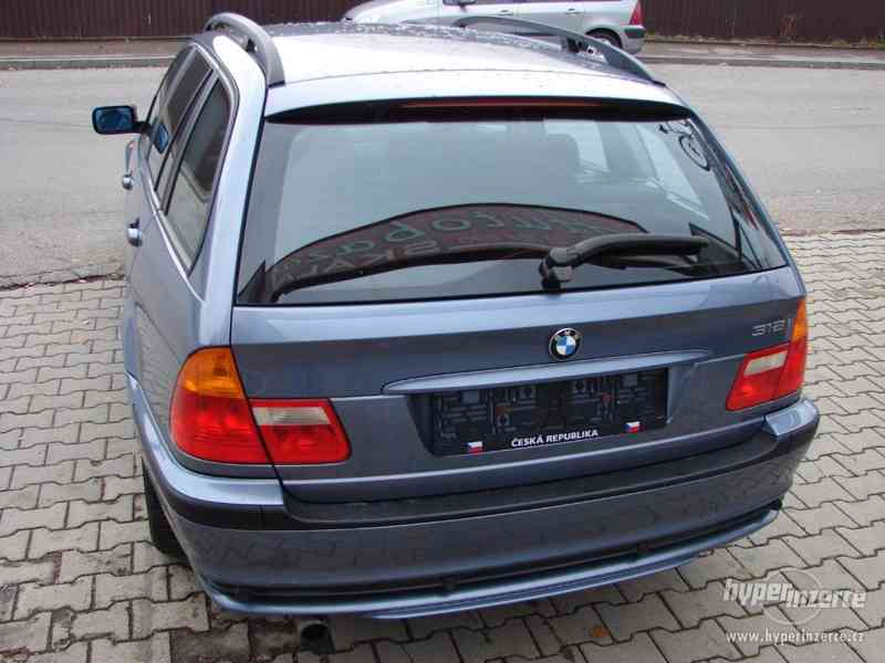 BMW 318 i Toring r.v.2003 - foto 4