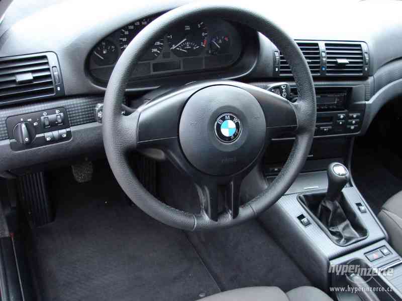 BMW 318 i Toring r.v.2003 - foto 5