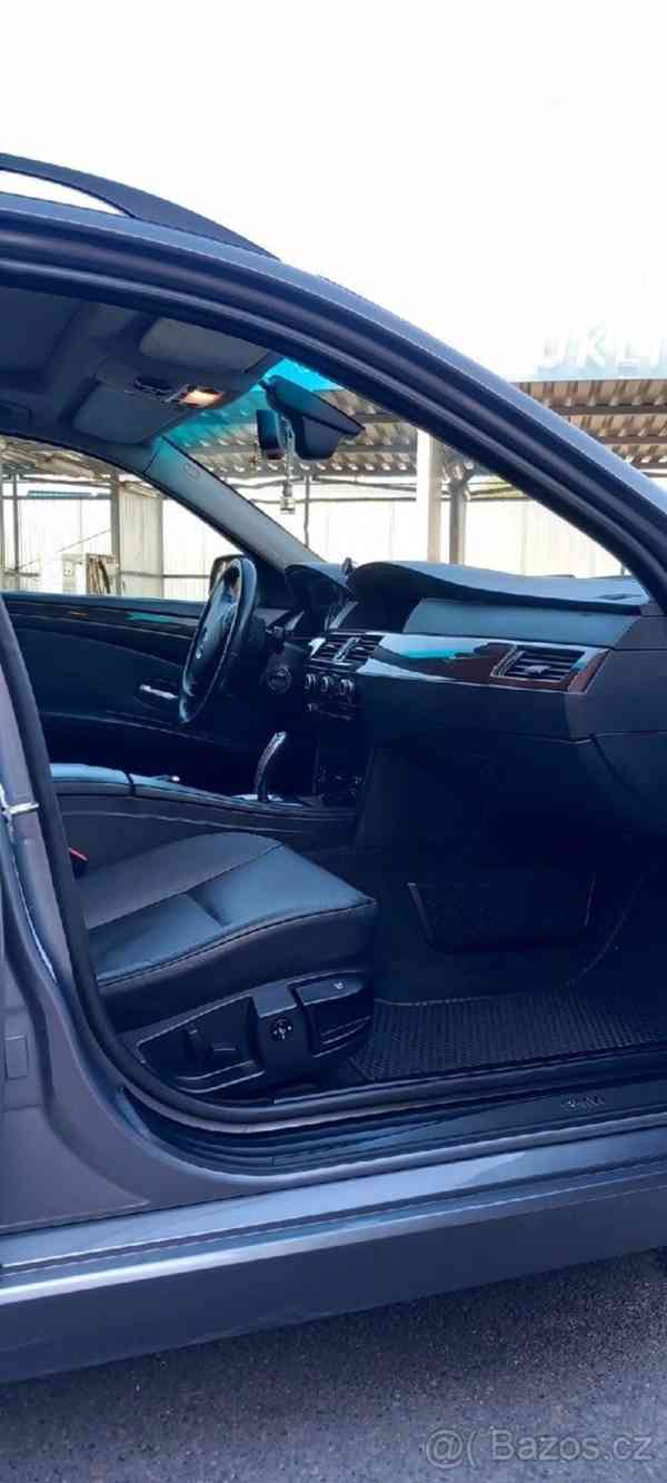 BMW Řada 5 2,5 - foto 4