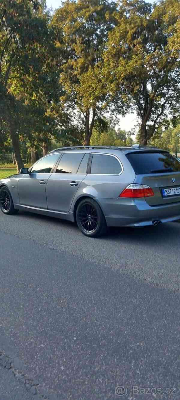 BMW Řada 5 2,5 - foto 2