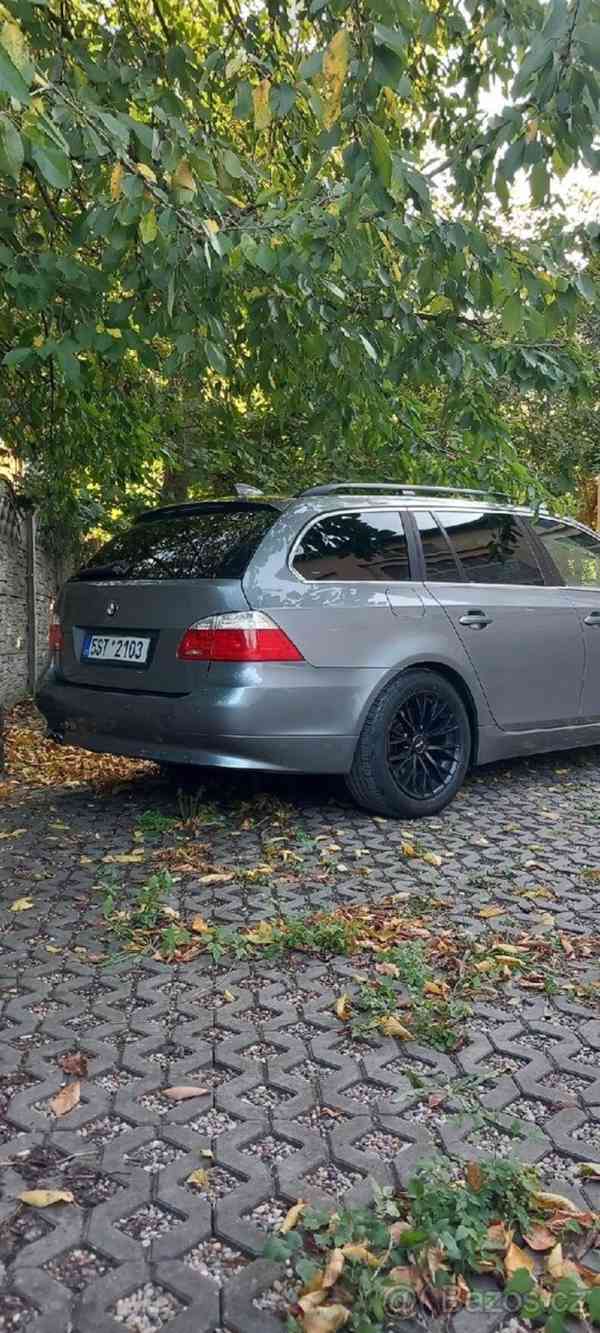 BMW Řada 5 2,5 - foto 9