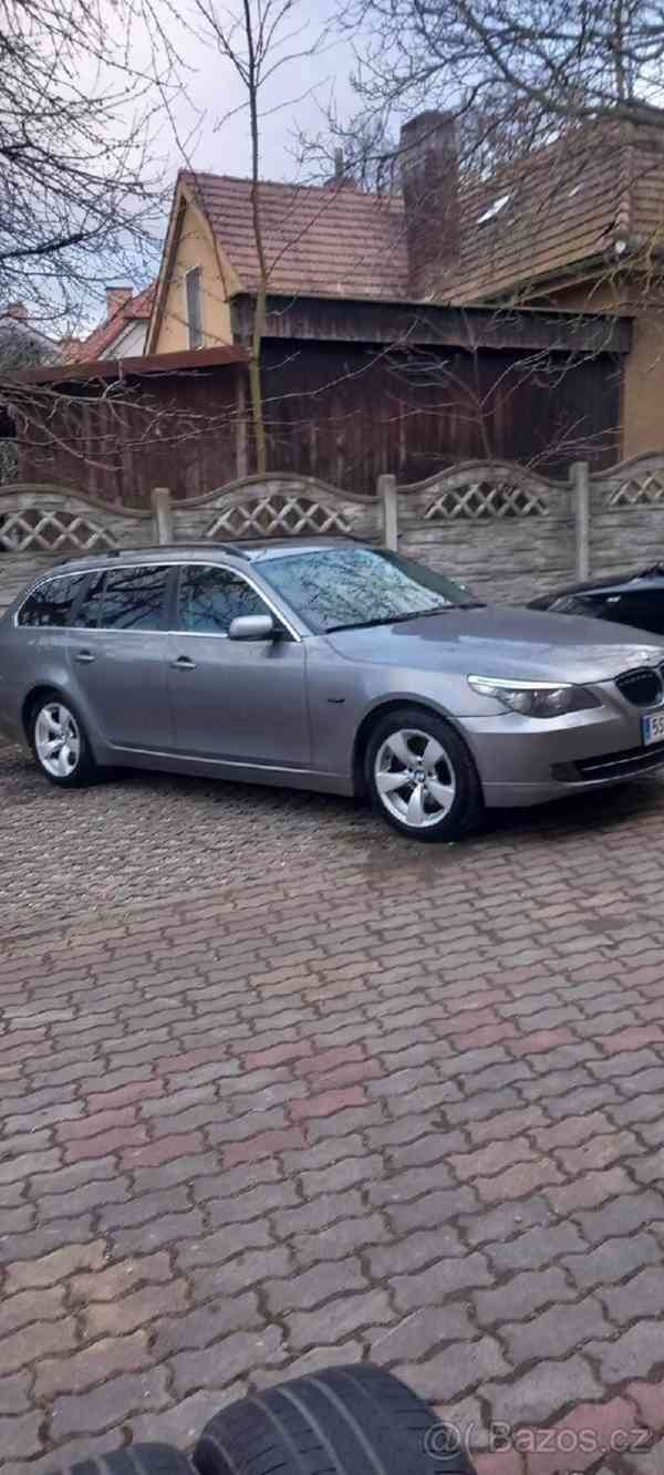 BMW Řada 5 2,5 - foto 15