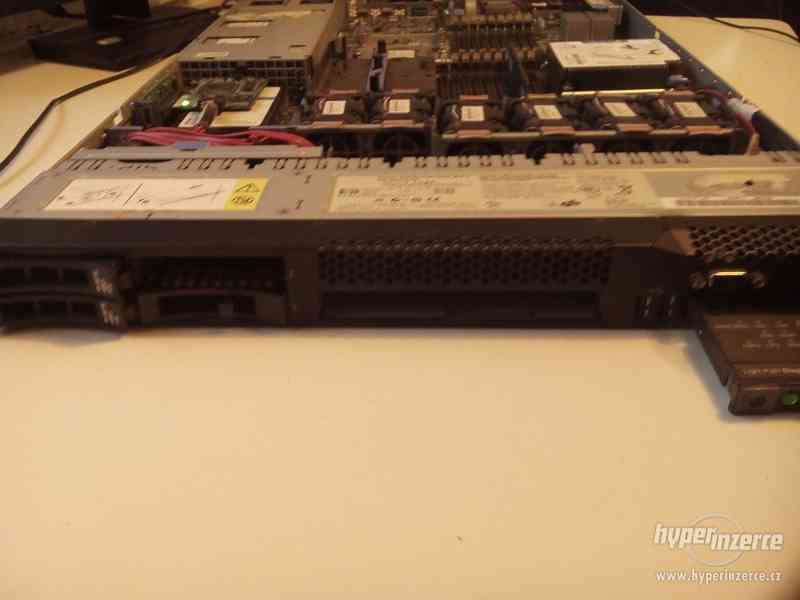 Server IBM X3550 M3/ 4x2,27GHZ/8GB RAM 3xhdd sas 2,5 73gb - foto 9