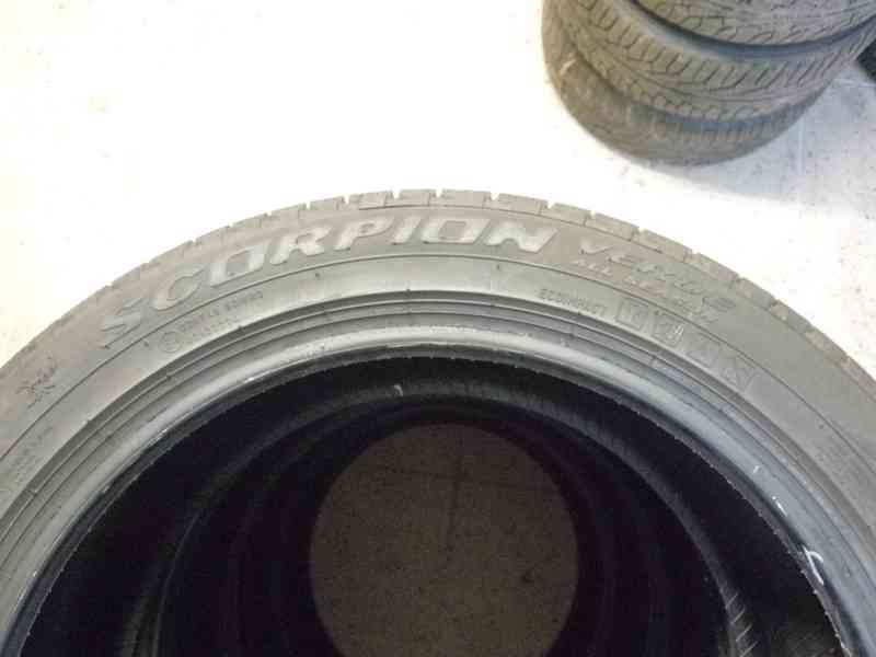 celoroční pneu PIRELLI 245-45-19 - foto 6