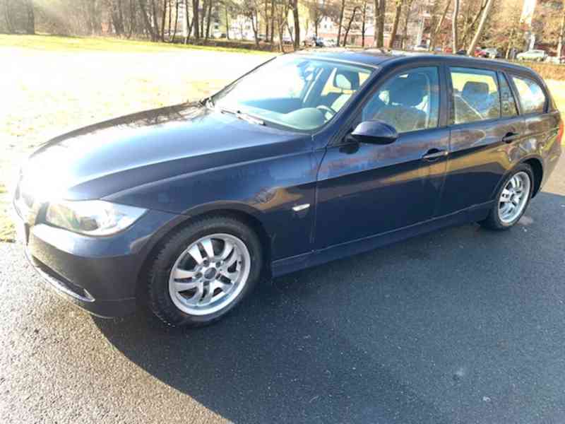 Prodám BMW 320i touring, VR71, r.v.2006, 196998TKM, 1. majit - foto 2