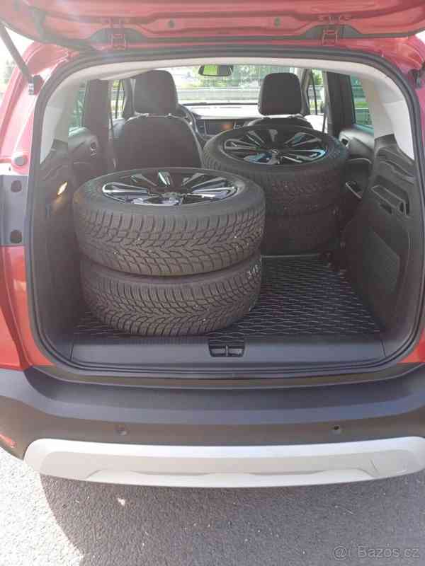 Opel Crossland 1,2 turbo 2024 - foto 20
