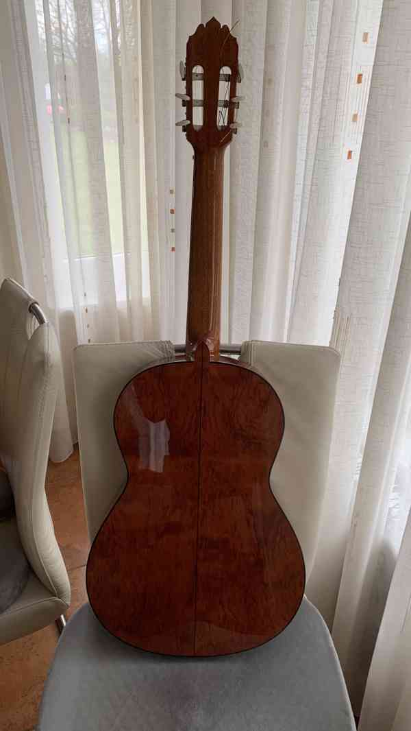 Originální kytara od Španělského výrobce JOAN CASHMIRA - foto 2
