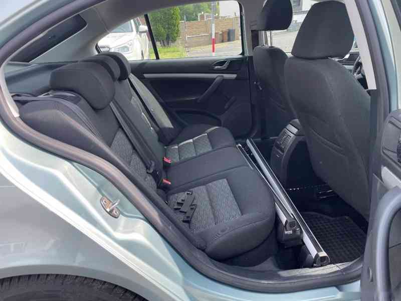 Škoda Octavia, 1,6 TDi 77kW, SERVISKA - foto 17