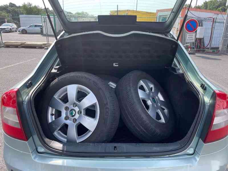 Škoda Octavia, 1,6 TDi 77kW, SERVISKA - foto 5