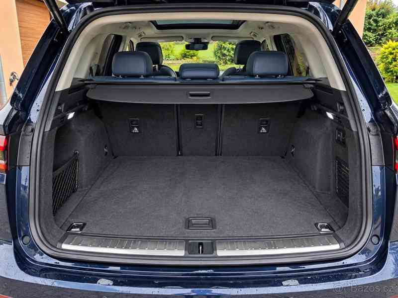 Land Rover Range Rover 3,0   D300 HSE DYNAMIC – 1. MAJITEL - foto 9