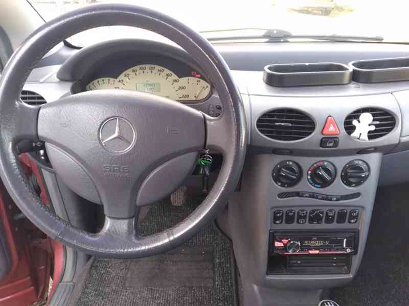 MERCEDES BENZ A 160 AVANTGARDE - foto 22