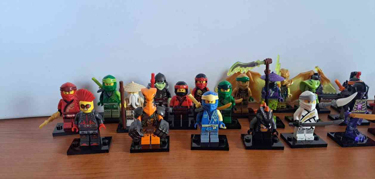 LEGO Ninjago minifigurky - foto 2