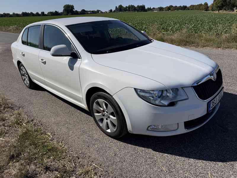 Škoda Superb - foto 3
