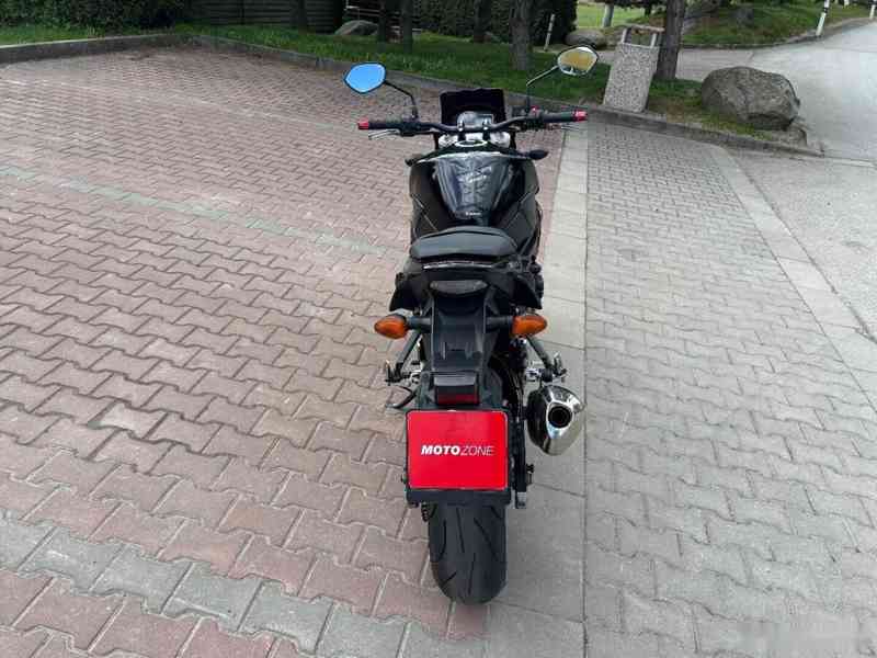 Suzuki GSR 750 2011 - foto 4