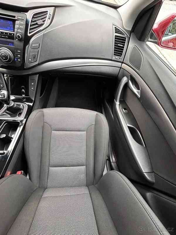 Hyundai i40 1,7   CRDi, NOVÁ STK 120tis - foto 10