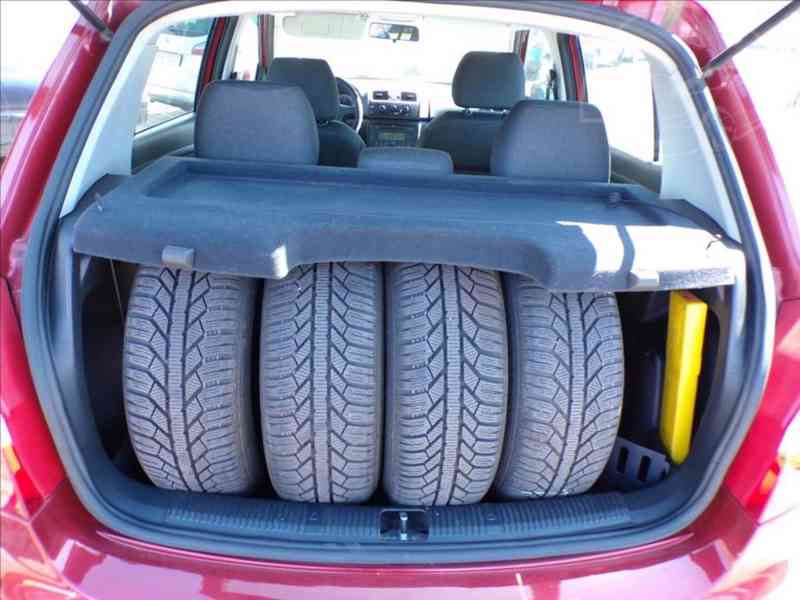 Škoda Fabia 1,4 16V TAŽNÉ ZAŘÍZENÍ - foto 8