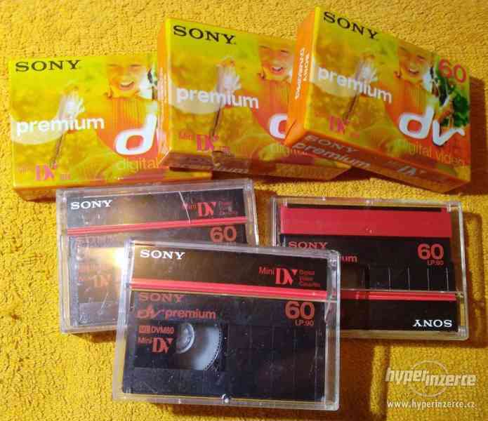 Fén +LED světlo +páska XR-12WE +SONY Mini DV +3x film! - foto 8