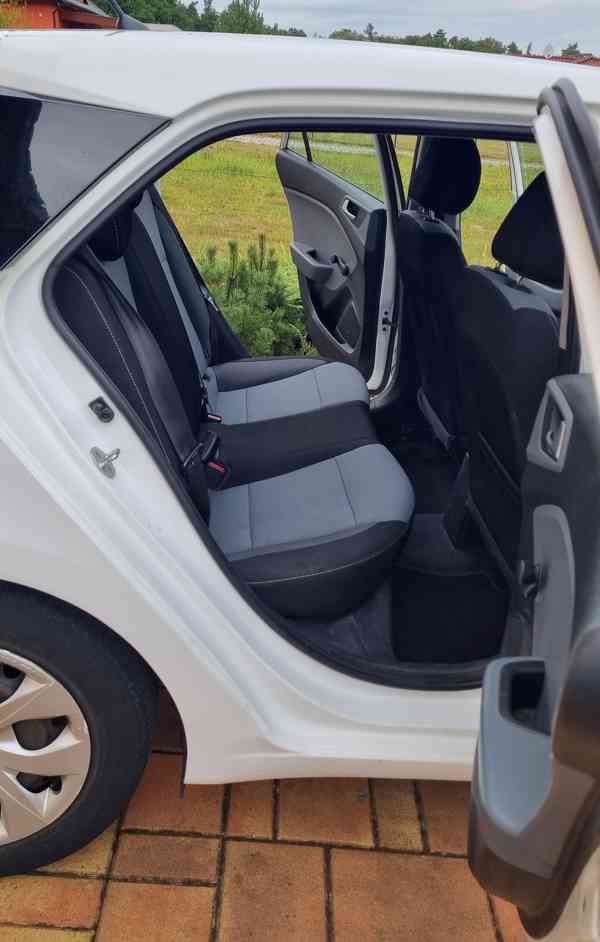 HYUNDAI I20 1.2i, 2016, 89 000 km, prvomajitel, 55,2 kW - foto 17