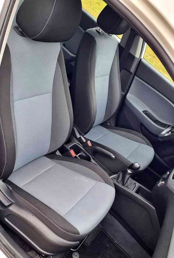 HYUNDAI I20 1.2i, 2016, 89 000 km, prvomajitel, 55,2 kW - foto 15