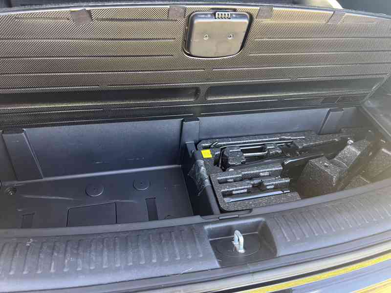 KIA Sorento 2.2 CRDi premium, r.v. 2017 - foto 18