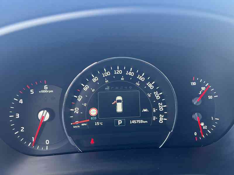 KIA Sorento 2.2 CRDi premium, r.v. 2017 - foto 10