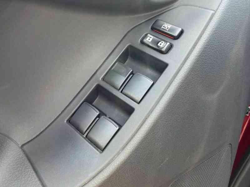 Toyota Verso 1.8i Edition S+ benzín 108kw - foto 20